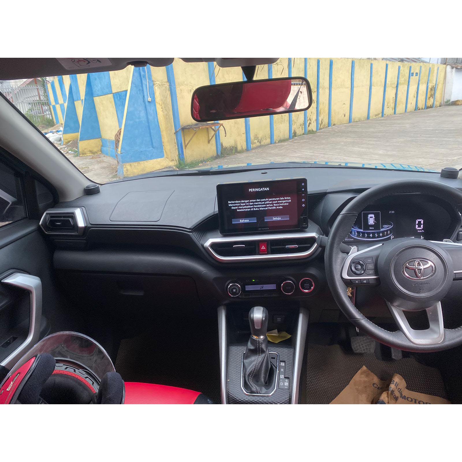 Raize 1.0 T S CVT - DM 1737 AT 5