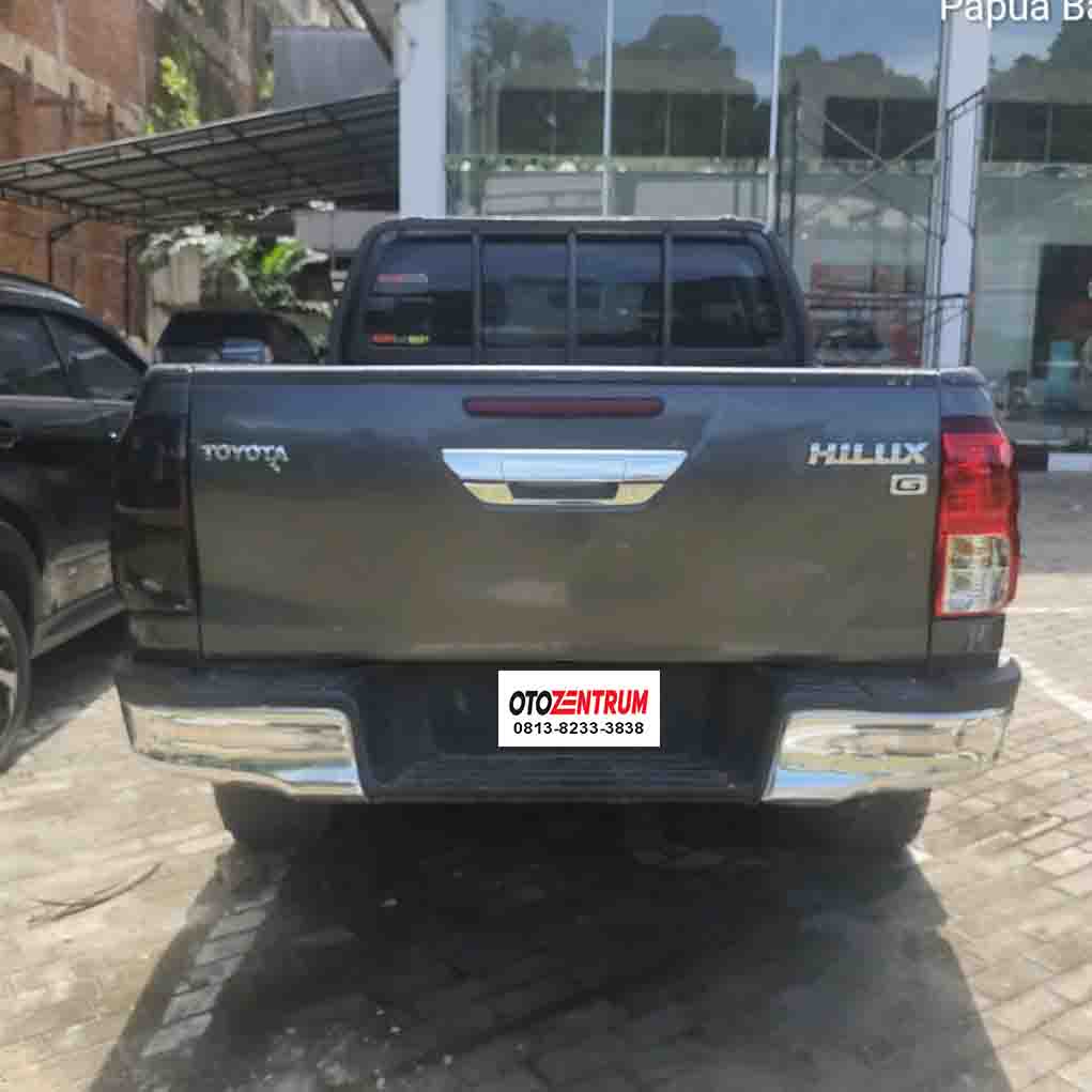 HILUX D-CAB 2.4 G MT - PB 8630 SB 4
