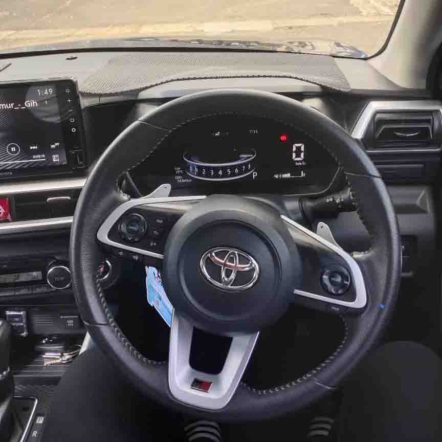 RAIZE 1.0T GR CVT - DE 1002 AT 4