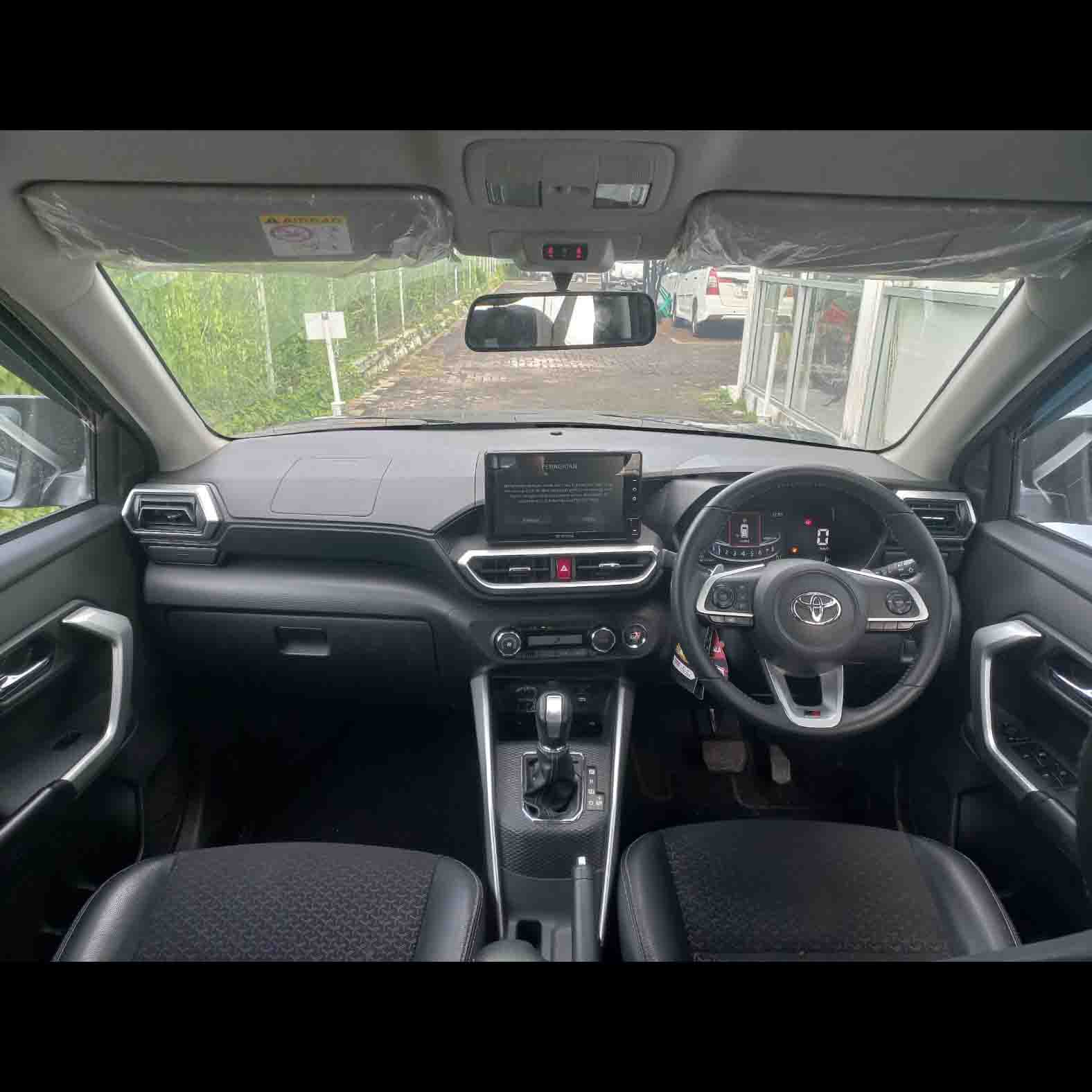 RAIZE 1.0 GR CVT - DB 1158 WA 4