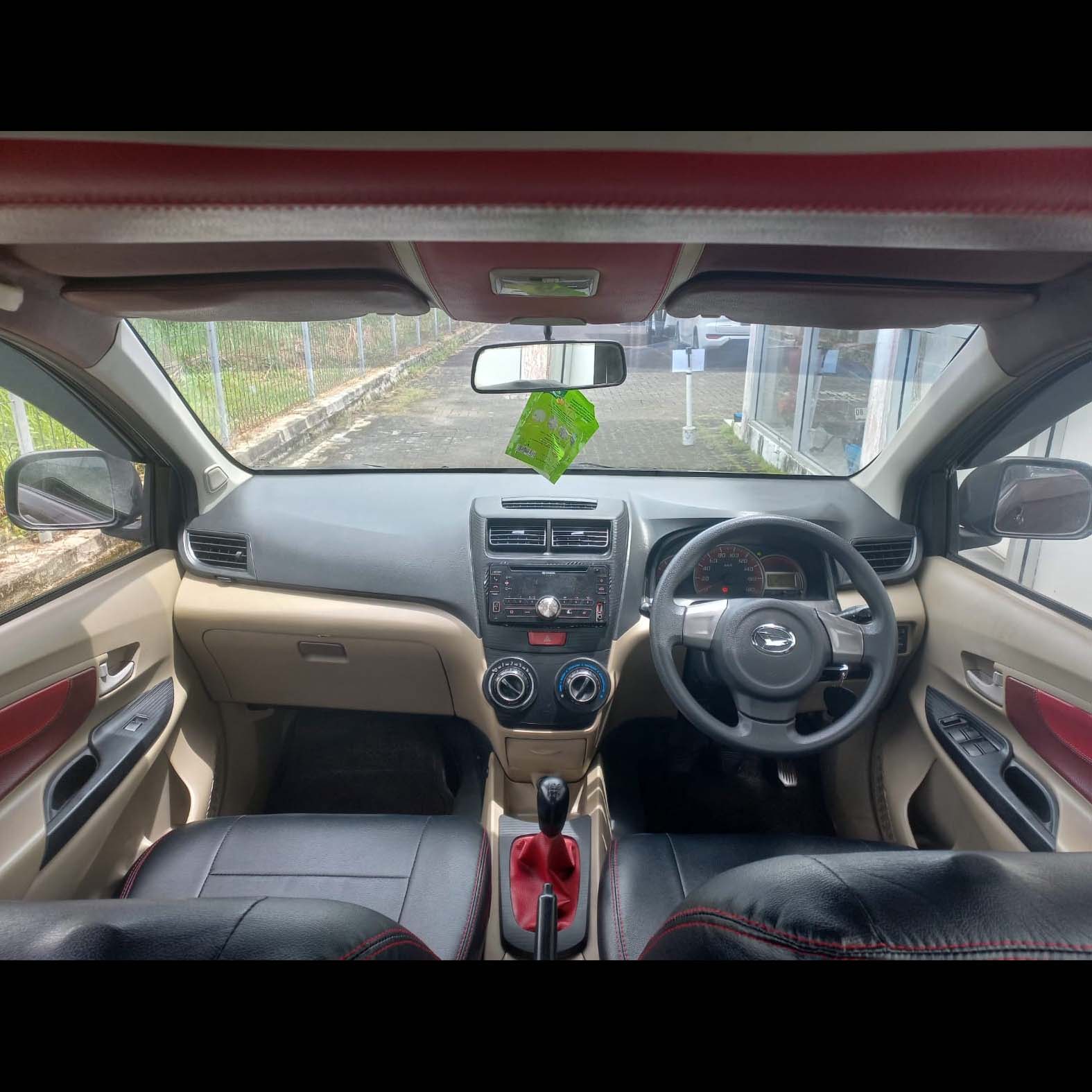 XENIA 1.3 R MANUAL - DB 1606 BG 4