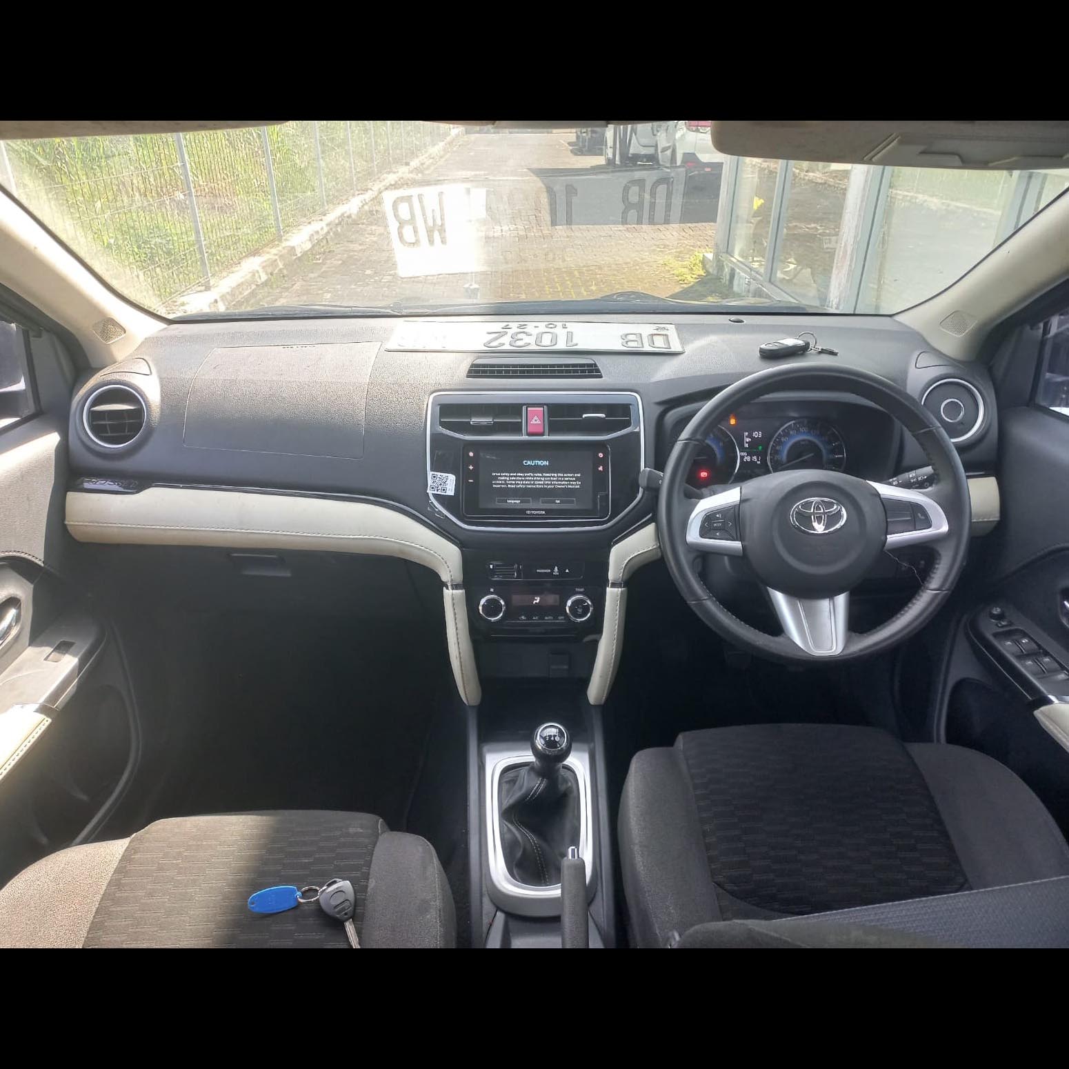 RUSH 1.5 S GR MANUAL - DB 1032 WB 4