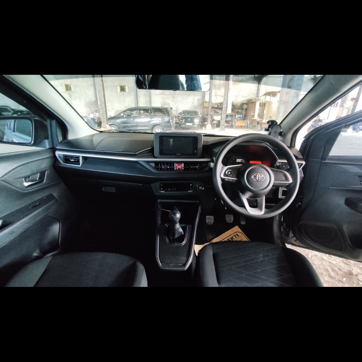 AGYA 1.2 G MANUAL - PA 1270 RR 4