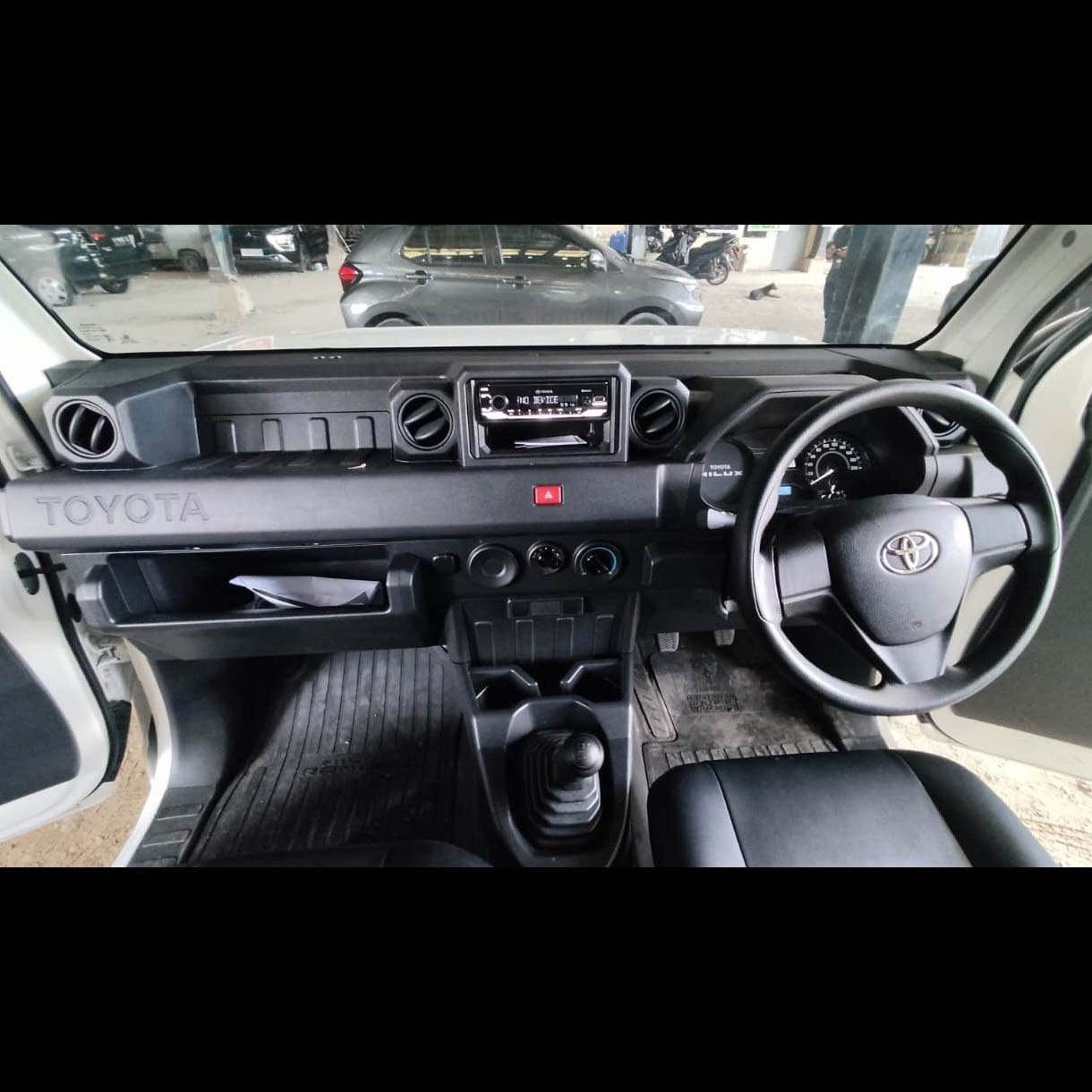 HILUX RANGGA PU 2.0 MANUAL - PA 8392 AR 5